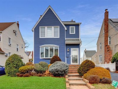 53 Orleans Road, Valley Stream, NY, 11581