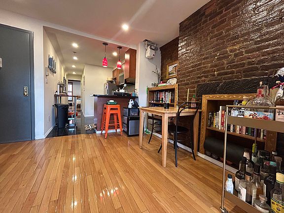 4th image of 41 E 1st St APT 5W