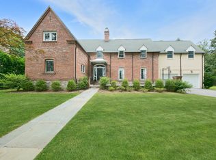 43 Hutchinson Blvd, Scarsdale, NY 10583