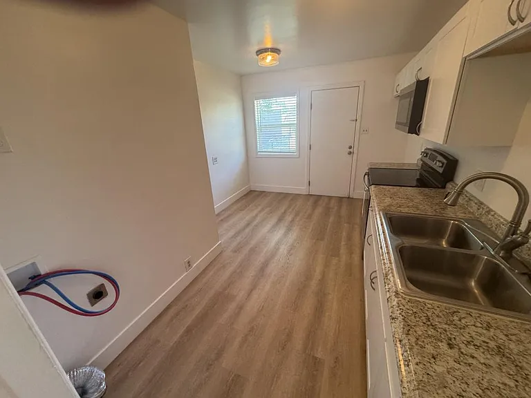 80 Arden Cir — Photo 11