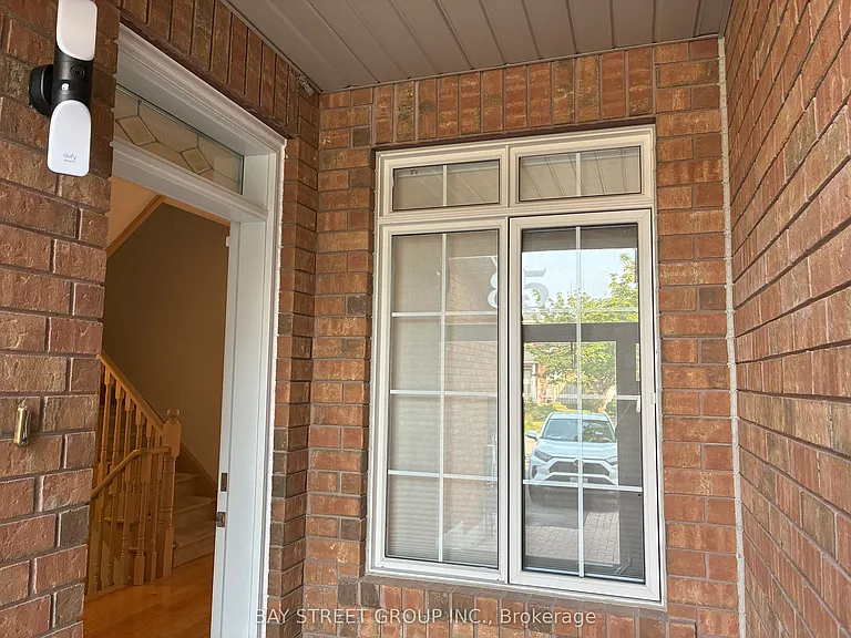 85 Kimono Cres — Photo 4