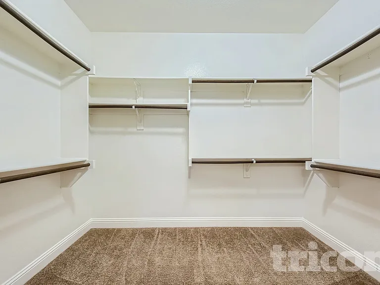 409 Montgomery Ave — Photo 5