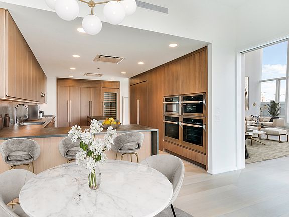5th image of 50 West St APT 7D