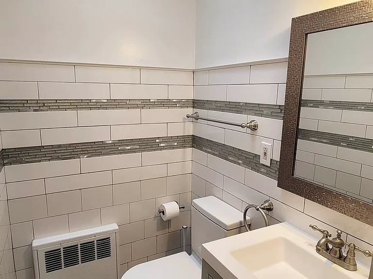 24-25 43rd St #33 — Photo 7