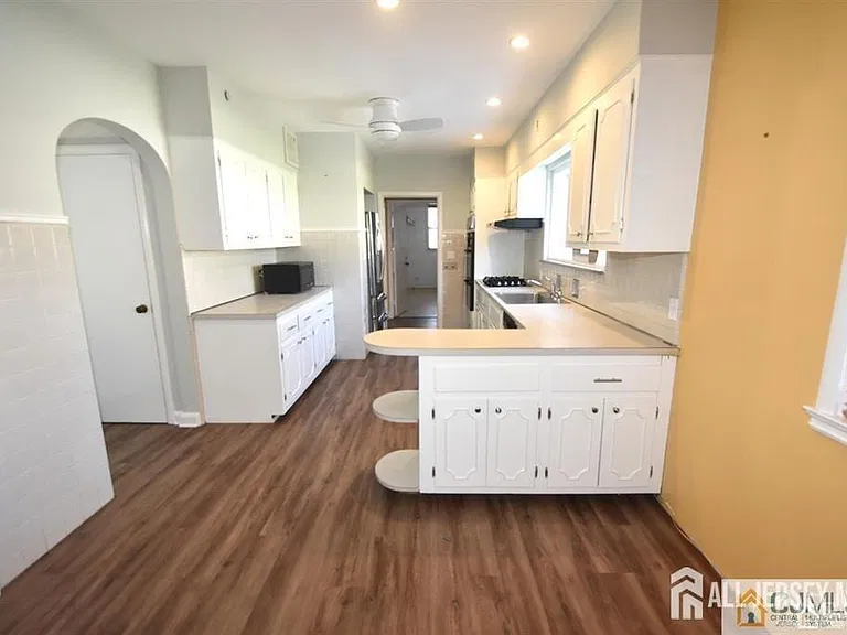 195 New York Ave — Photo 11