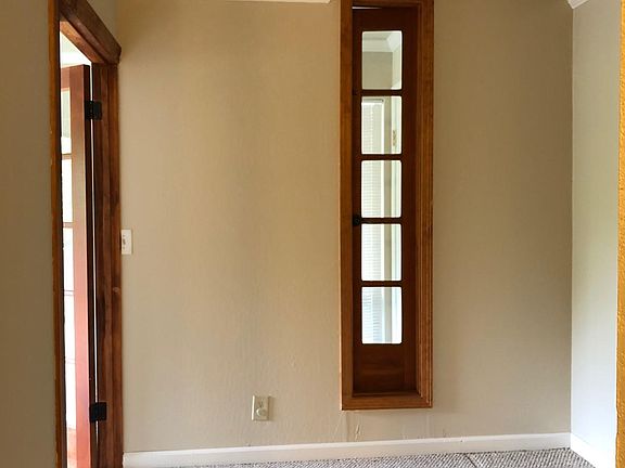 5th image of 990 Kiely Blvd
