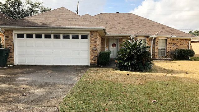 1st image of 1037 Meadowvale Dr