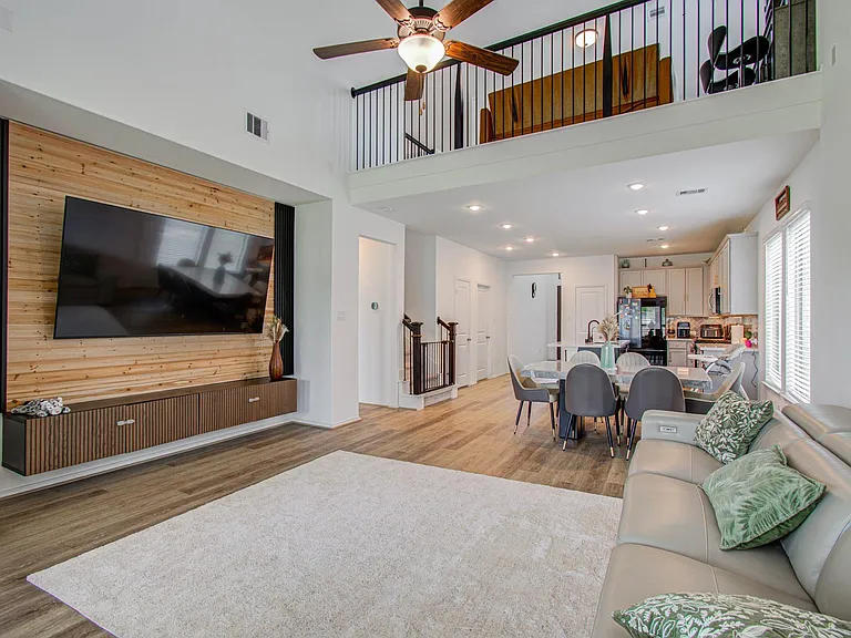 4722 Crest Hill Dr — Photo 23