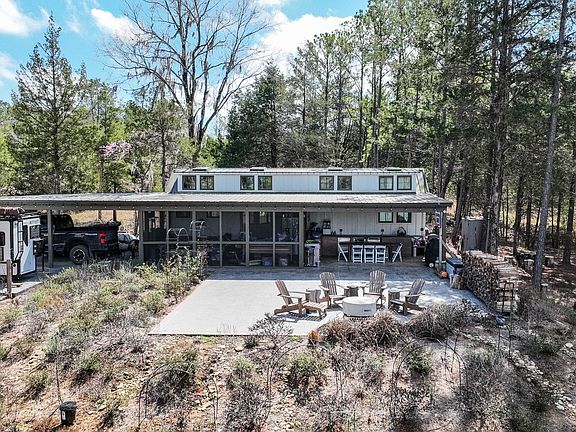 4th image of 316 Cedar Pines Rd