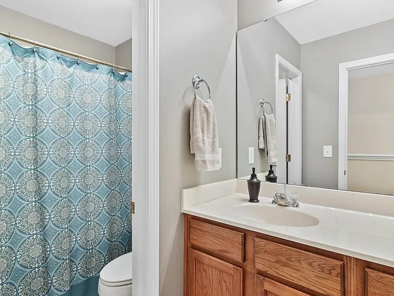 322 Anterbury Dr — Photo 10