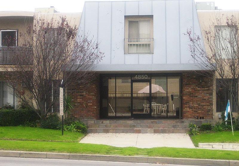 1st image of 4850 Whitsett Ave #6