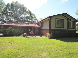 1345 Beck Rd, Silex, MO 63377
