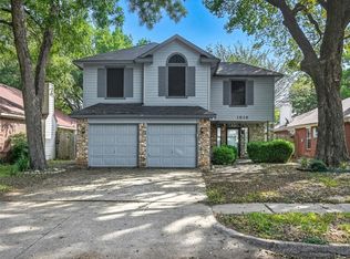 1516 Allen Dr, Cedar Hill, TX 75104