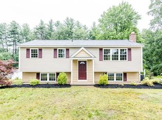 47 Parkwood Dr, Pepperell, MA 01463