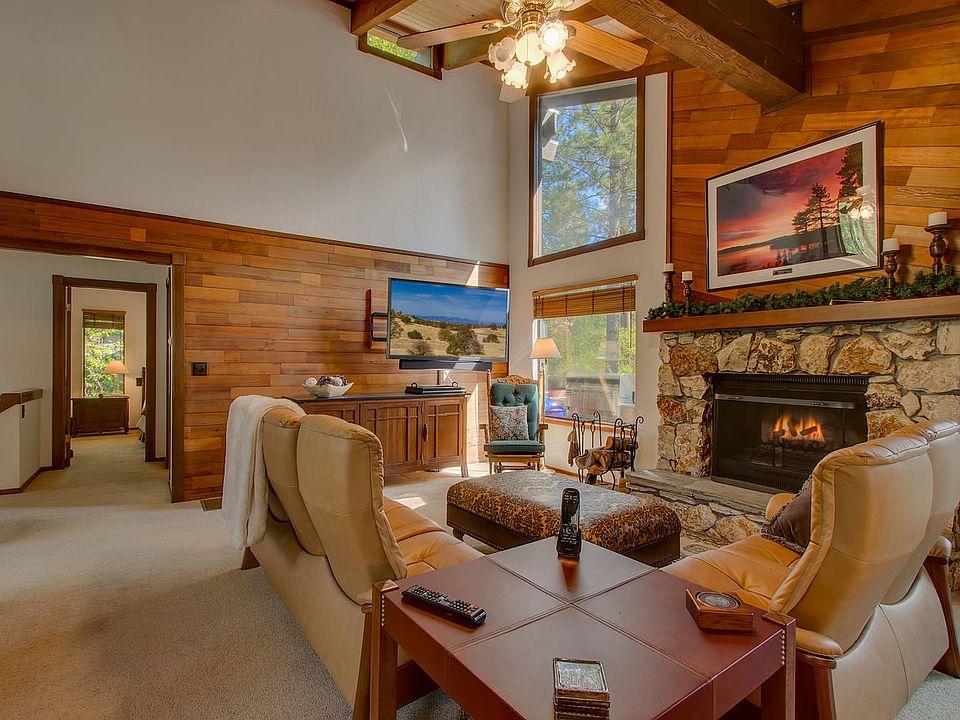1st image of 3060 Meadowbrook Dr