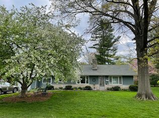 2012 Boudreau Dr, Urbana, IL
