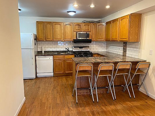 1st image of 30-12 23rd St #1A