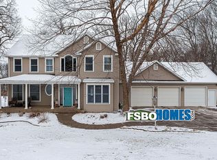 2801 Musquota Dr, Muscatine, IA 52761