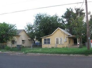 415 Victoria St, Laredo, TX 78040