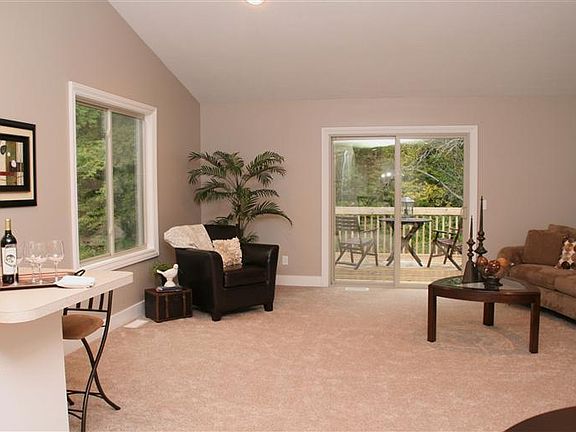 5th image of 12284 Aleigha Dr