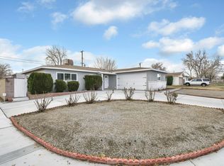 43758 Heaton Ave, Lancaster, CA 93534