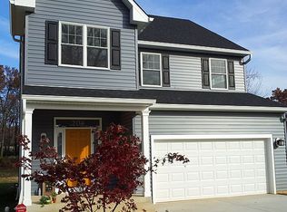 204 Crabb Ave, Rockville, MD 20850