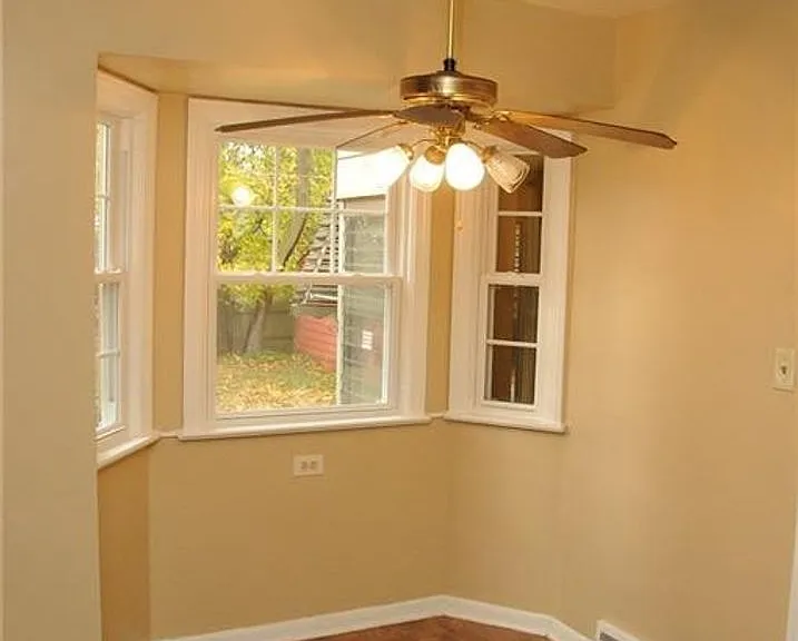 1158 Castleton Rd — Photo 11