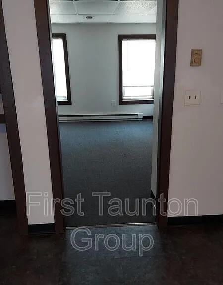 2 Union St #5 — Photo 9