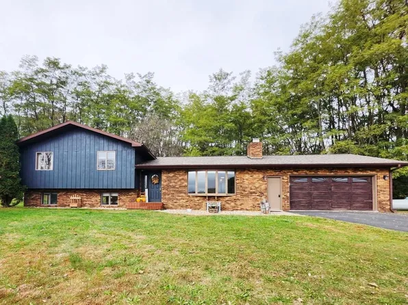 W8938 State Road 82 Road, Elroy, WI 53929