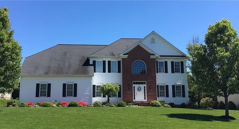 4855 Thoroughbred Loop, Erie, PA 16506 | Zillow