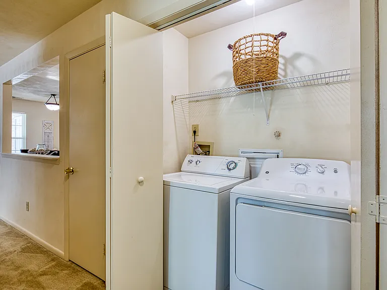Summer Station Apartments Where Comfort Meets Coastal Living — Photo 146