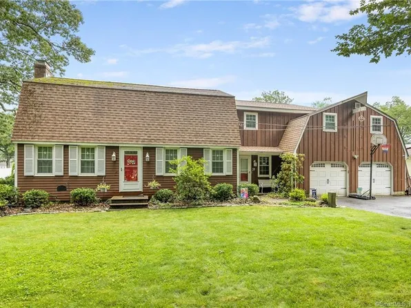 39 Grant Avenue, Plainville, CT 06062