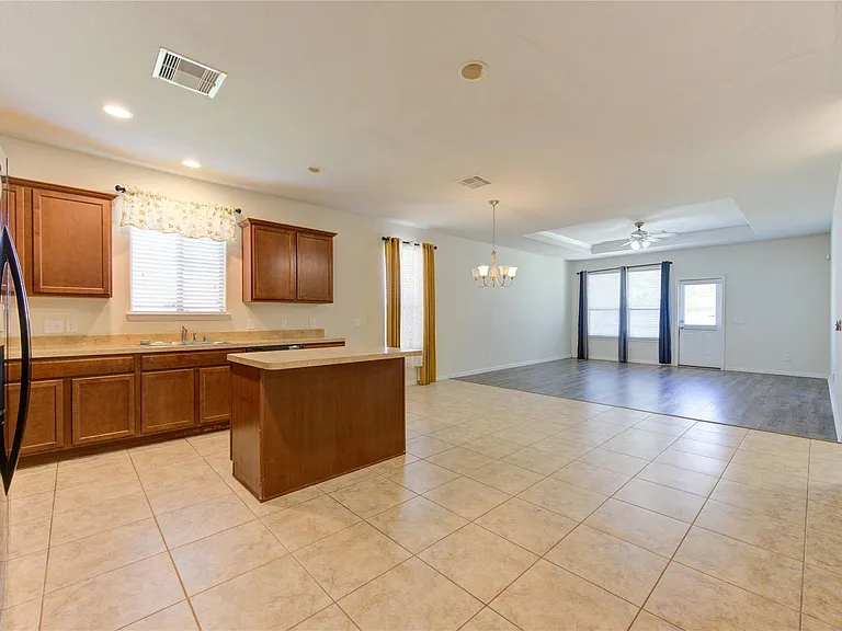 5318 Hickory Harvest Dr — Photo 16