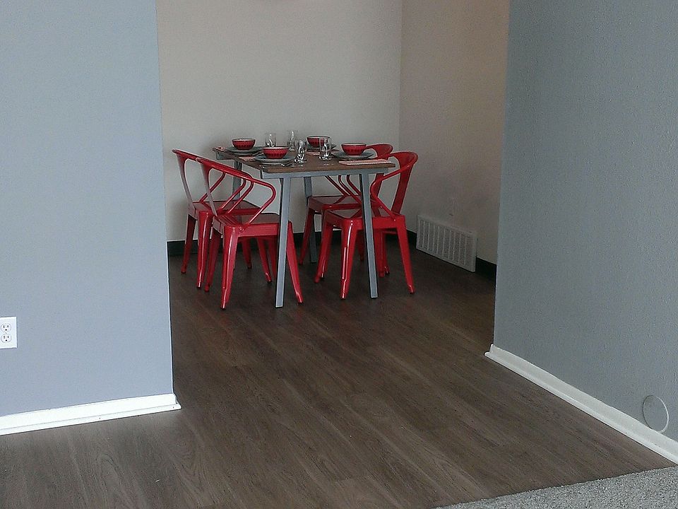2nd image of 759 NW 60th St APT 10