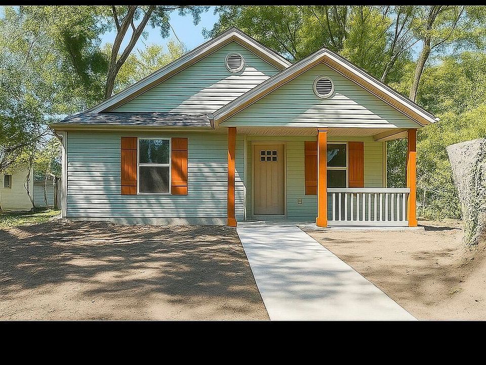 1st image of 1110 S Moffet Avenue