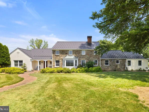 20400 Beaverdam Bridge Rd, Purcellville, VA 20132