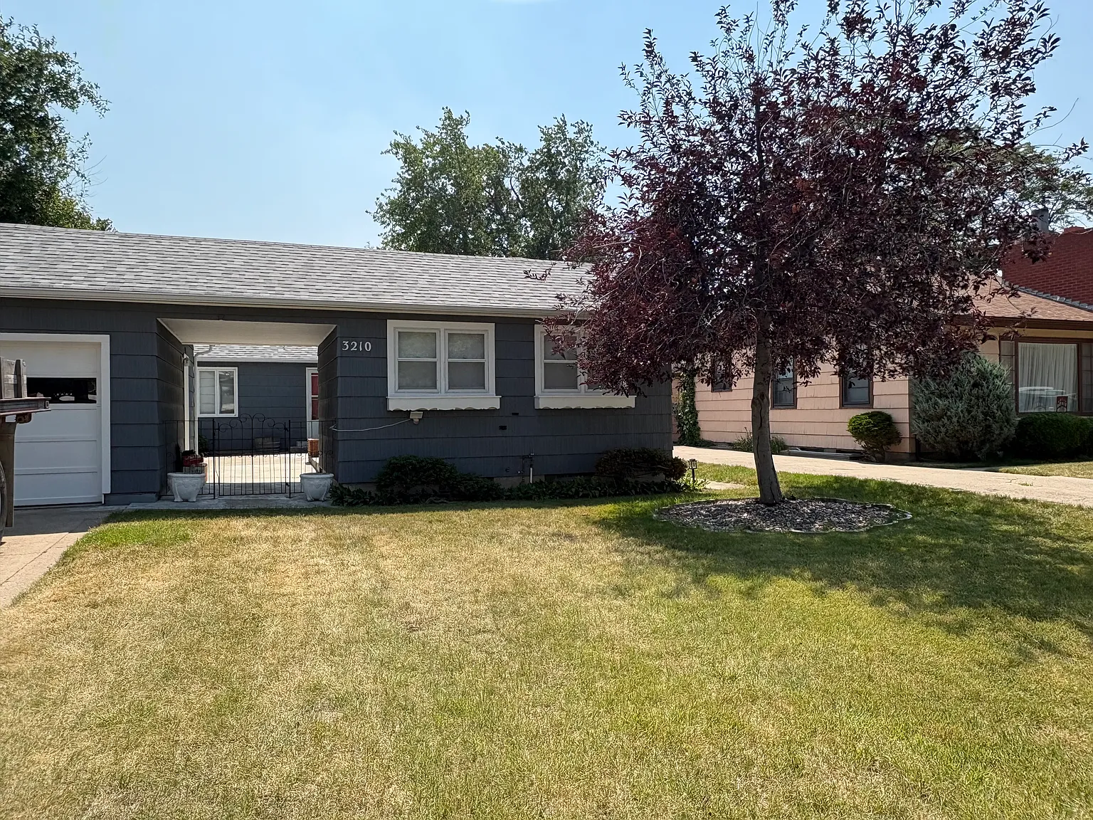 2 bed, 1200 sqft, $1,750 — Photo 1