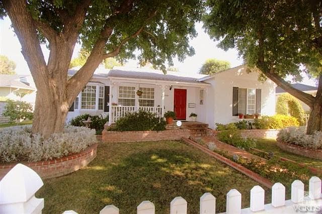 1st image of 19108 Oxnard St