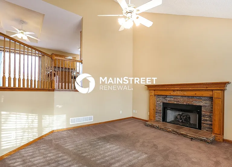 18412 E Blackhawk Trl — Photo 2