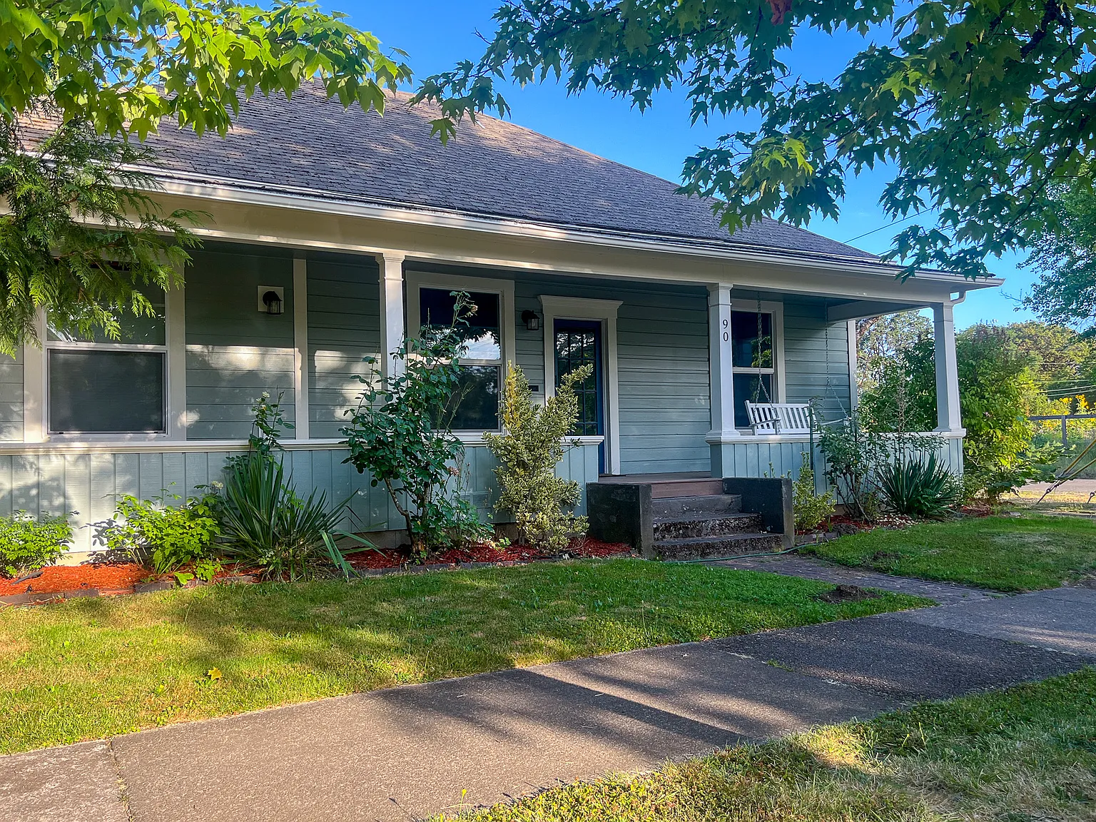 3 bed, 1280 sqft, $2,900 — Photo 2