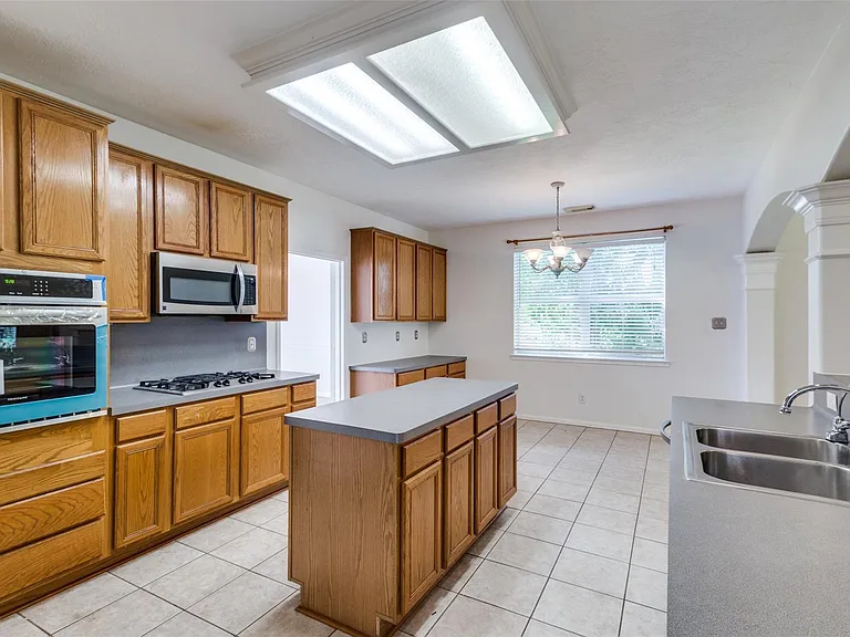 4431 Green Tee Dr — Photo 3
