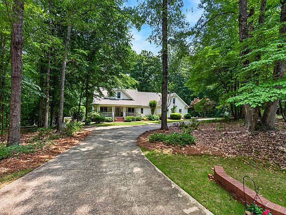 2nd image of 1514 Piedmont Lake Rd
