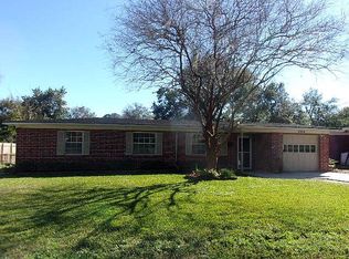 5916 Maple Leaf Dr S, Jacksonville, FL 32211