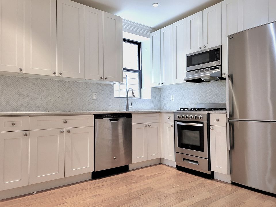 1st image of 500 W 110th St APT 6C
