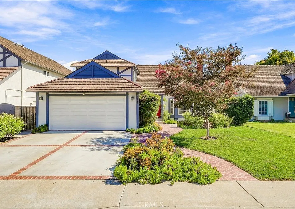 28172 Bluebell Dr