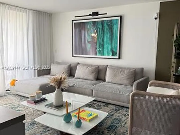 2333 Brickell Ave #CU-2512 — Photo 23