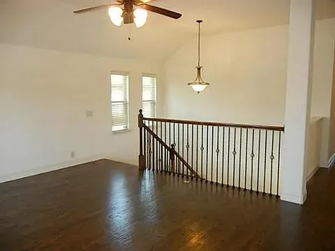 2320 Lynbridge Cir — Photo 11