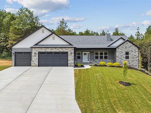 2nd image of 101 Sunrise Ln