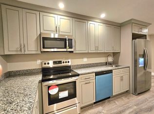 2216 Broadway Ave APT B, Pittsburgh, PA 15216