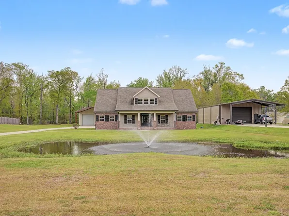 208 Live Oak Dr, Thibodaux, LA 70301
